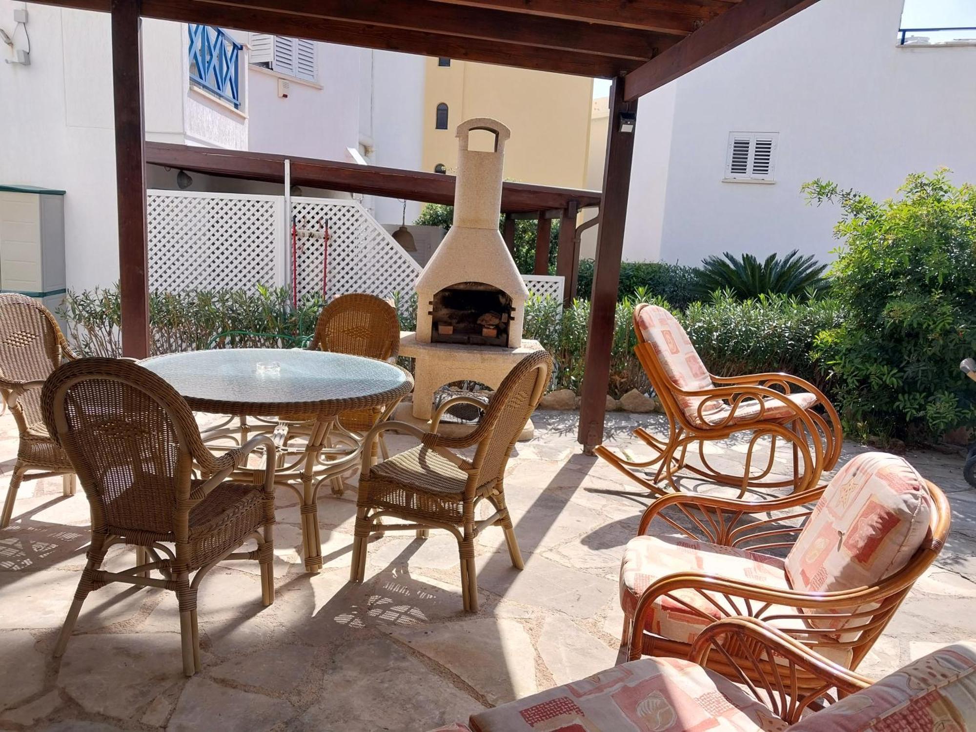 Villa Margo By The Sea Paphos Exterior photo