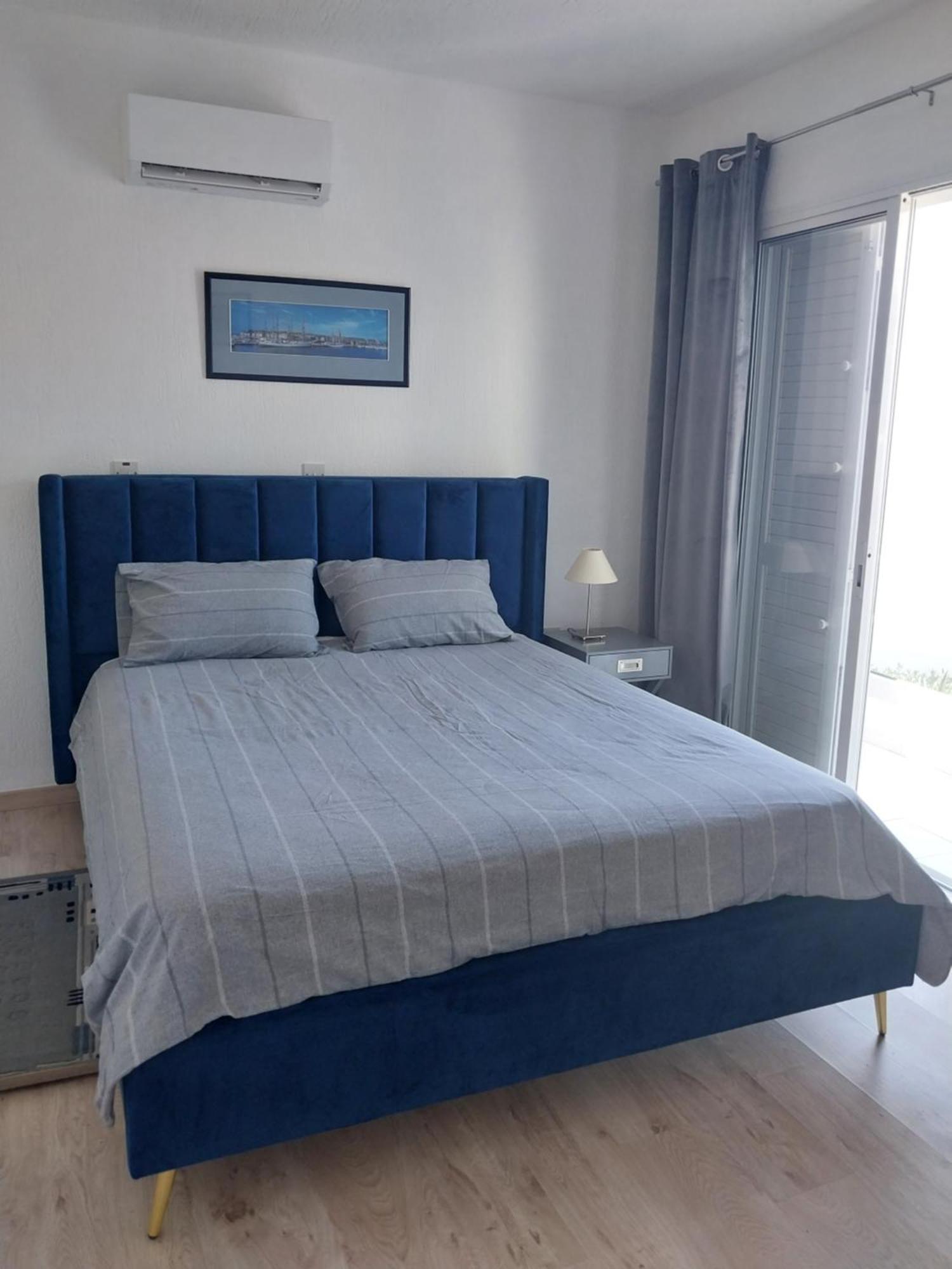 Villa Margo By The Sea Paphos Exterior photo