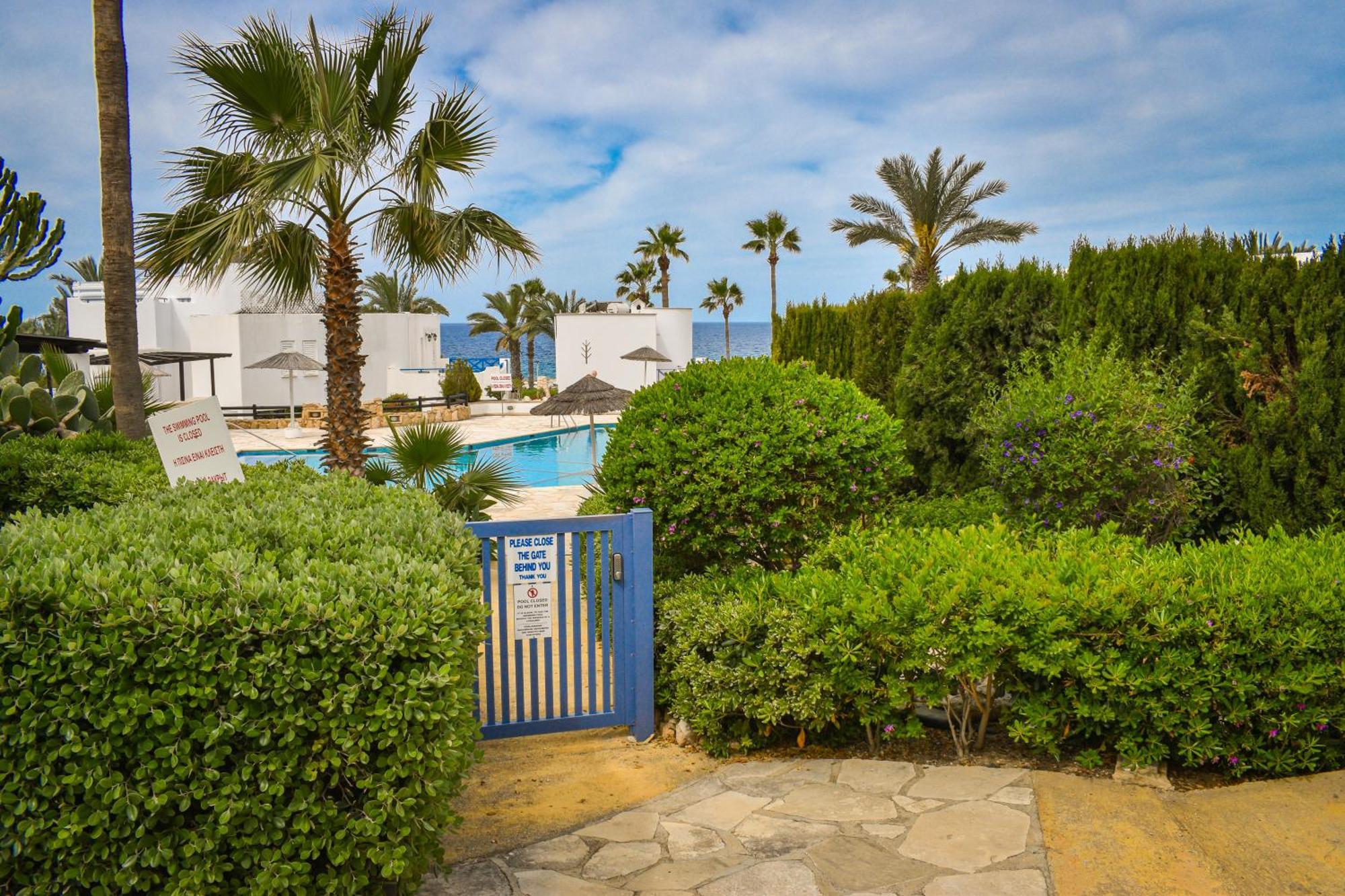 Villa Margo By The Sea Paphos Exterior photo