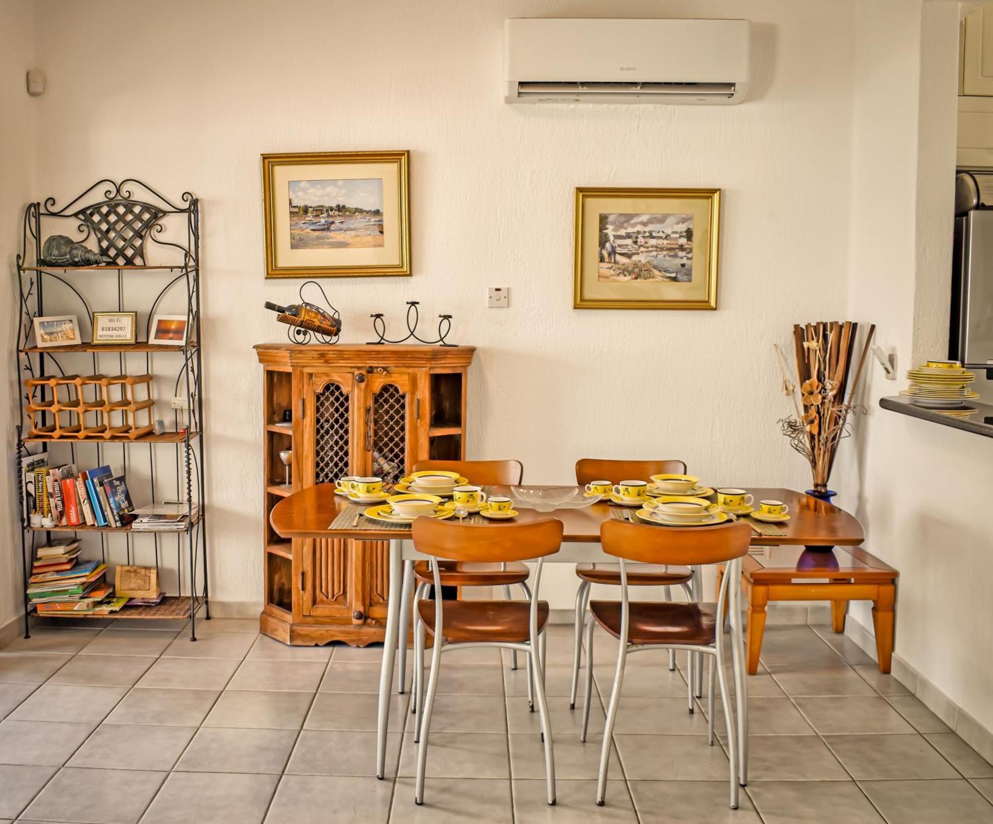 Villa Margo By The Sea Paphos Exterior photo