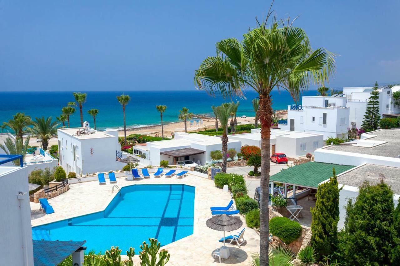Villa Margo By The Sea Paphos Exterior photo